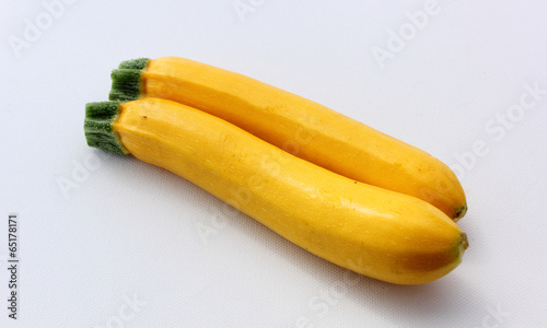 2 courgettes jaune