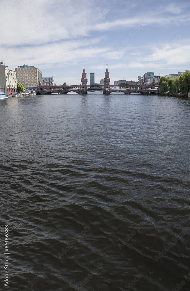 bridge in the center of berlin