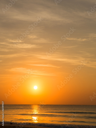Sunrise over caribbean sea © Maciej Czekajewski