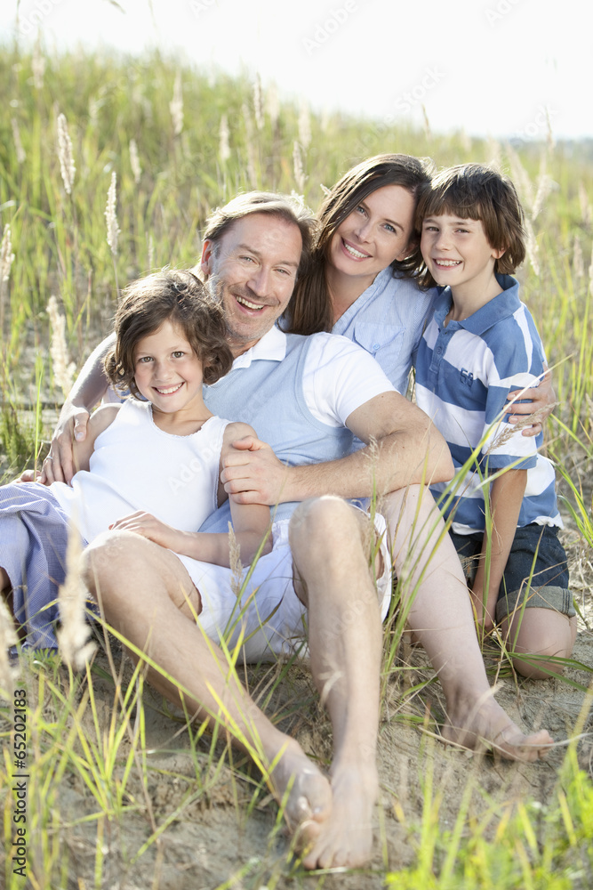 Familie gemeinsam genießen , lächelnd, Porträt Familie gemeinsam genießen , lächelnd, Porträt