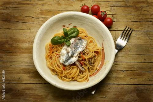 Spaghetti con le sarde Sardina pilchardus photo