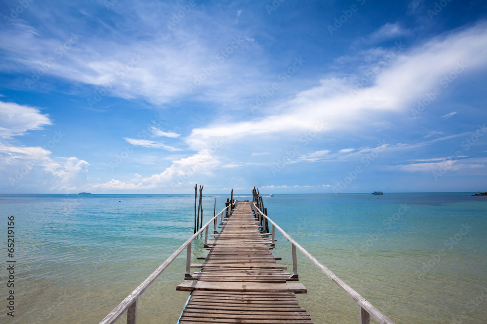 Beautiful tropical Bridge on beach in Koh Samed , Thailand Beautiful tropical Bridge on beach in Koh Samed , Thailand