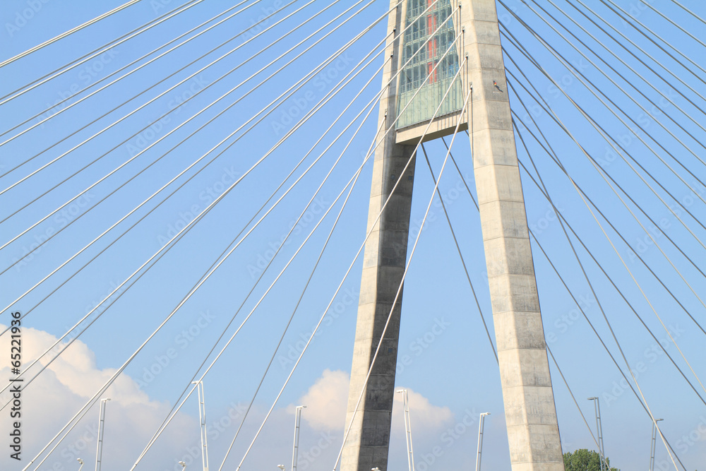 Fototapeta premium Megyer Bridge details