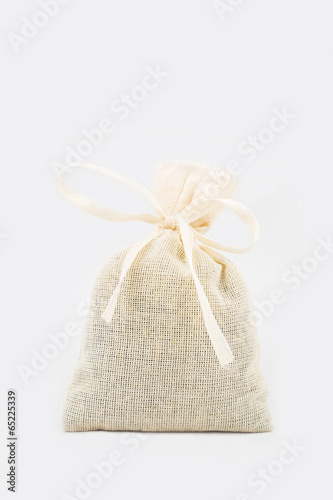 Textile sachet pouch