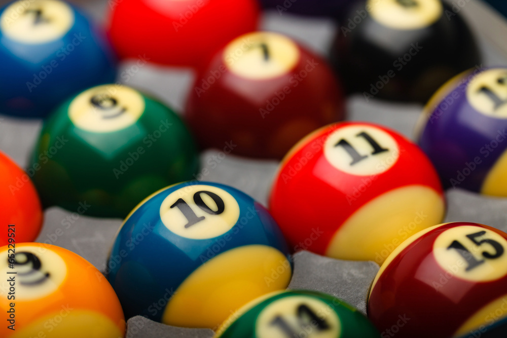 Billiard balls in box Billiard balls in box