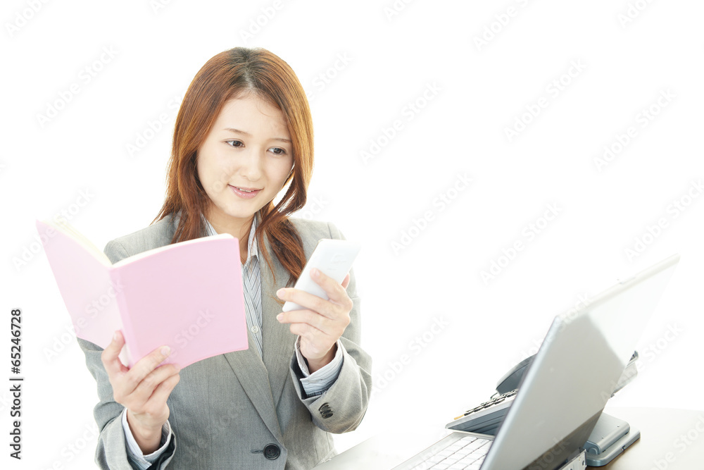 笑顔のOL 笑顔のOL