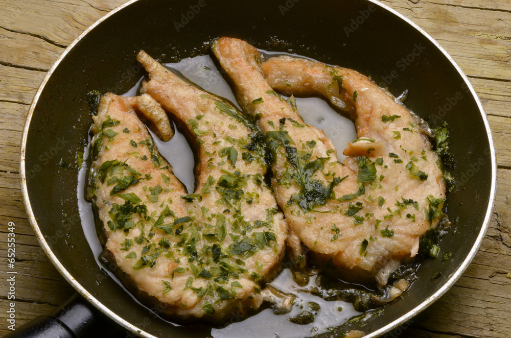 سمك السلمون Salmone Salmon łosoś лосось سمك السلمون Salmone Salmon łosoś лосось