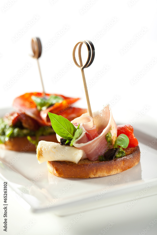 Canapes Canapes