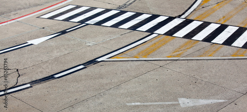 road symbol on runway airport