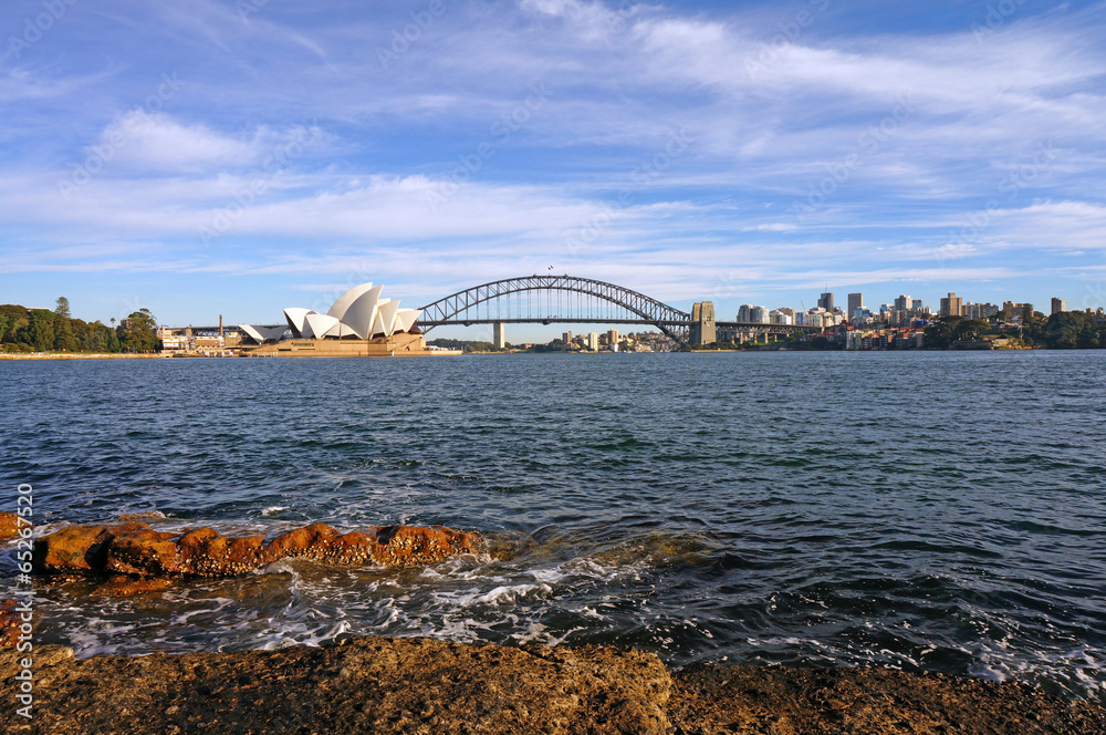 Fototapeta premium Sydney Opera House, Harbour Bridge and Suburbs