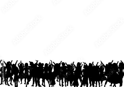 schwarze Silhouette von tanzenden Menschen vor weißem Hintergrund mit Textfreiraum