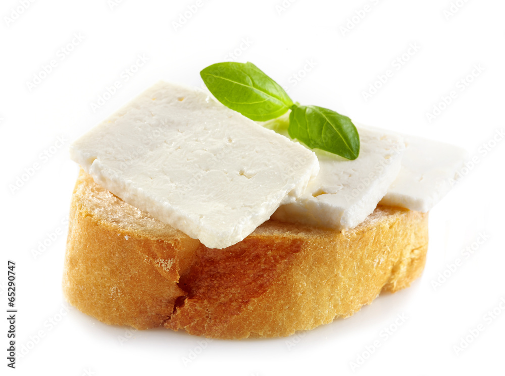 bread with fresh goat cheese