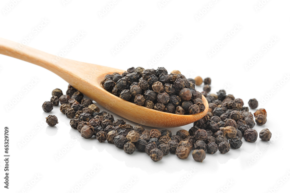 Bamboo Spoon with Whole Black Pepper Granules Bamboo Spoon with Whole Black Pepper Granules