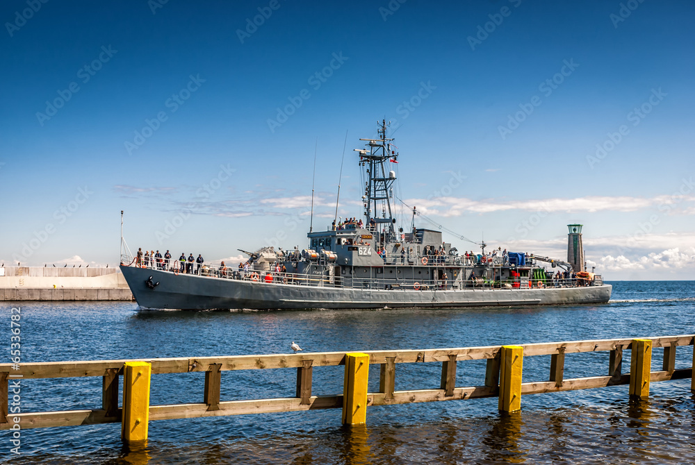 Fototapeta premium Okręt wojenny Czajka