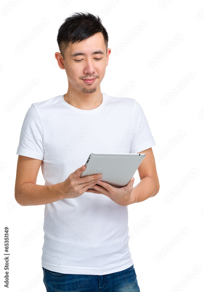 Man using tablet computer