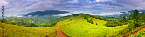 Travel along mountain ridges in spring