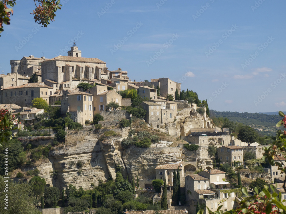 Gordes, Südfrankreich StockFoto Adobe Stock