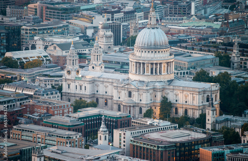 The St. Paul Cathedral, aerial view of London