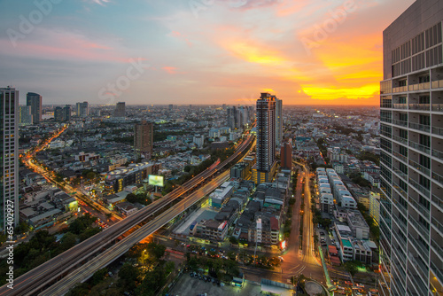 Fototapeta Naklejka Na Ścianę i Meble -  Bangkok city night view with nice sky