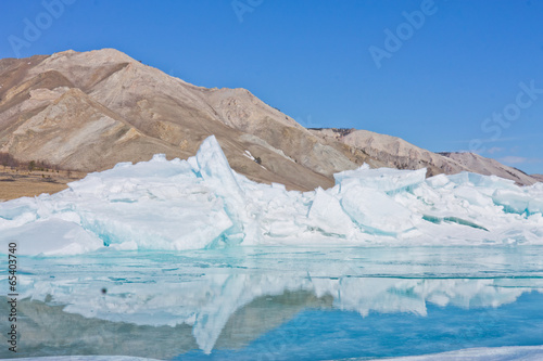 Сoast hummock ice Baikal photo