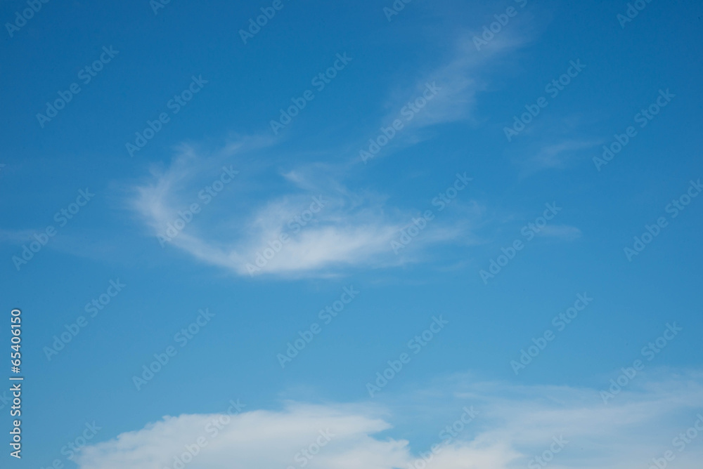 clouds in the blue sky