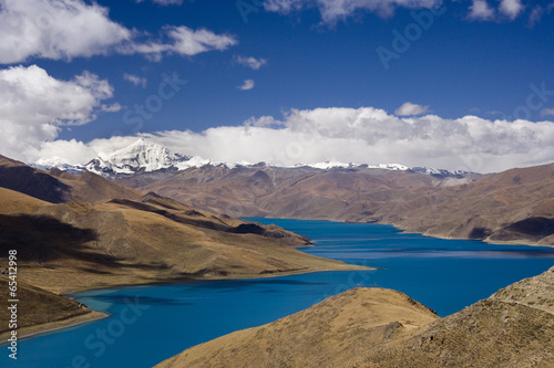 Yamdrok High Pass - Turquoise Lake - Tibet