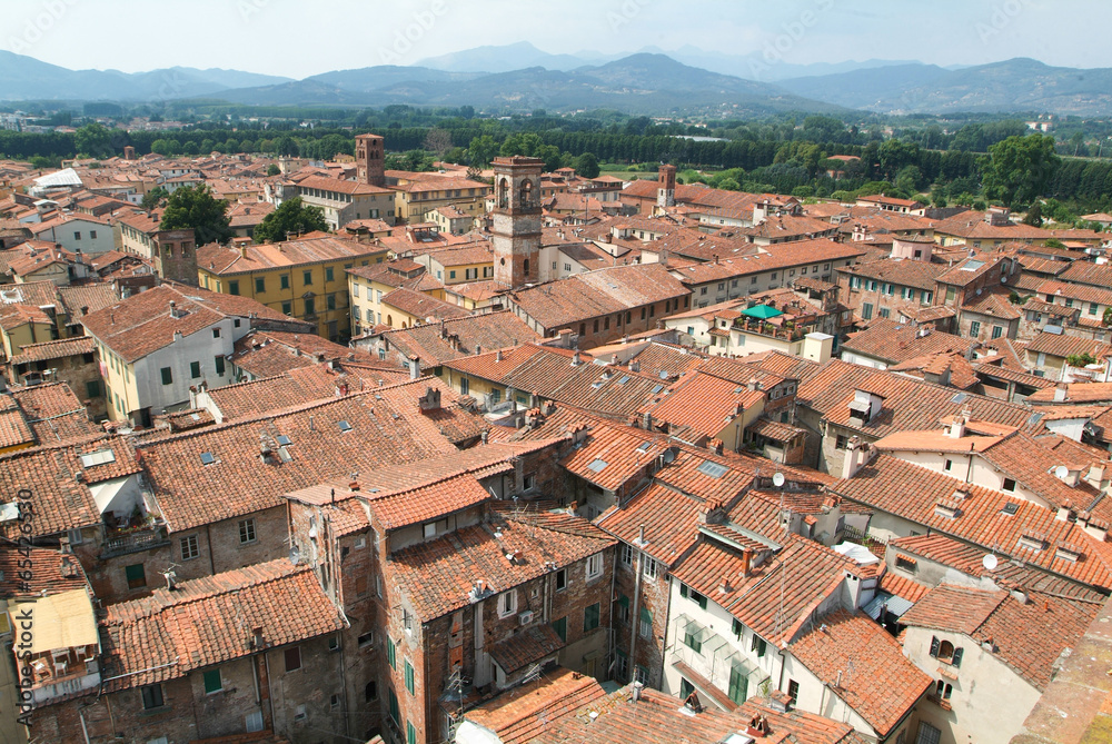 Overview at the old part of Lucca