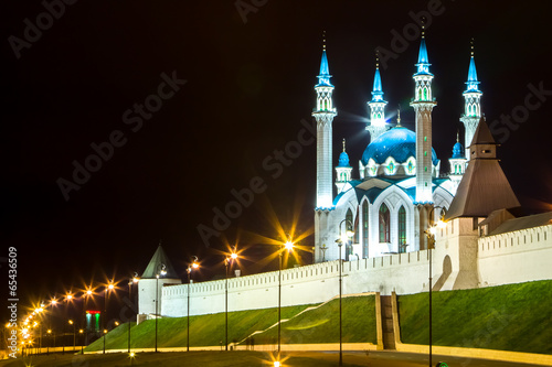 Мечеть Кол Шариф в Казани ночью