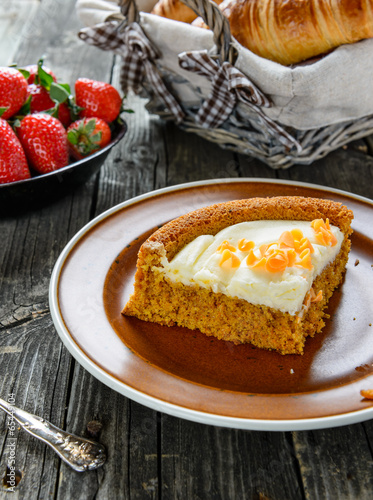 Obraz na płótnie Sweat delicious carrot cake w salonie