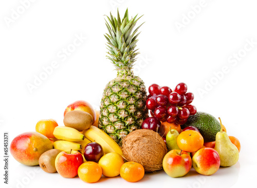 Fototapeta Naklejka Na Ścianę i Meble -  Fresh fruits isolated on a white . Set of different fresh fruits