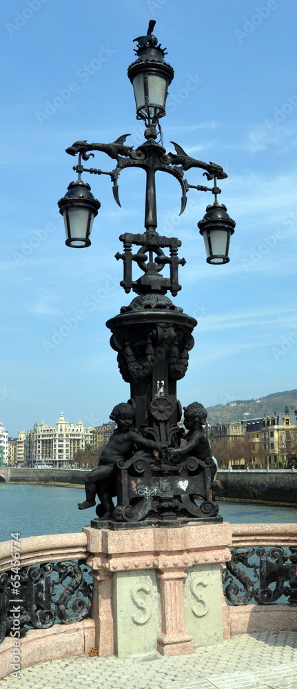 Fototapeta premium PUENTE DE MARIA CRISTINA