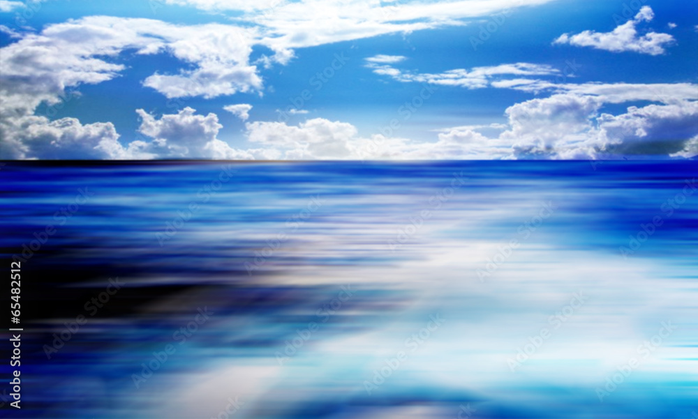 Obraz premium cloudy blue sky and sea surface great for background
