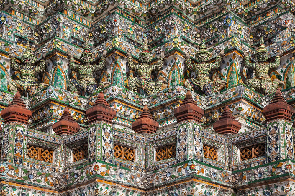 Details of the famous asian colorful temple Wat Arun in Bangkok