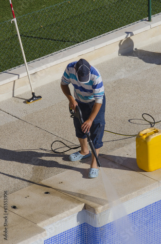 pressure cleaner
