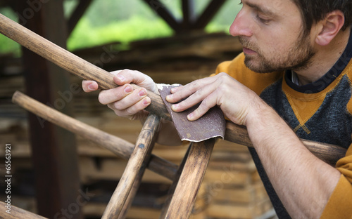 Slika na platnu Wooden furniture restoration