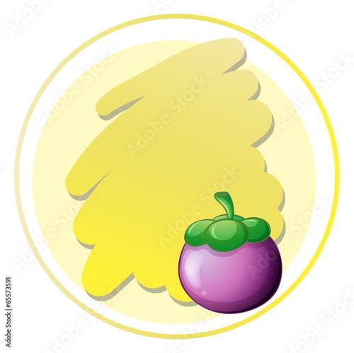 An empty round template with an eggplant