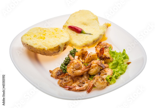 Garlic shrimps with potato