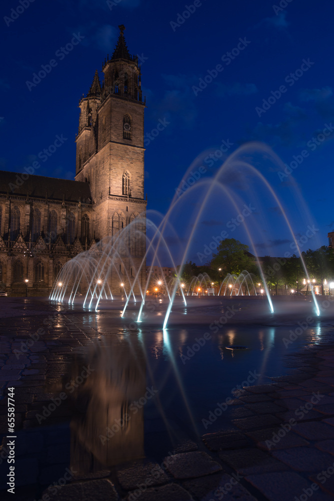 Magdeburg Domplatz bei Nacht