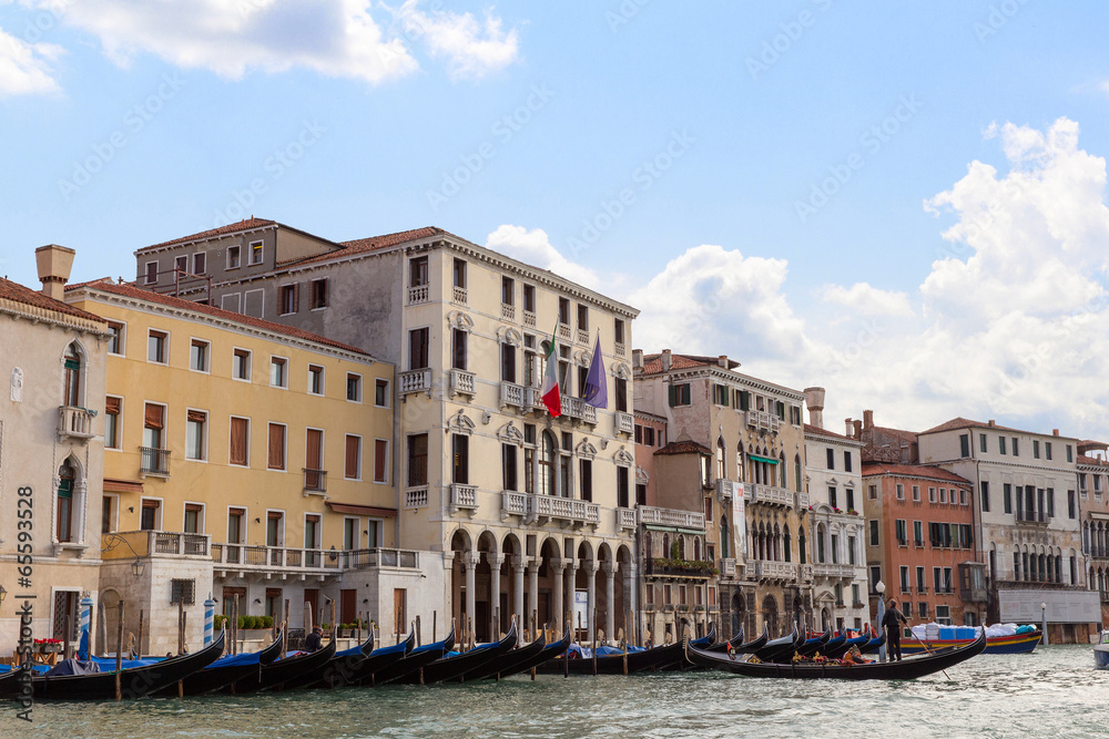 Fototapeta premium Classic view of Venice with Grand canal and old buildings