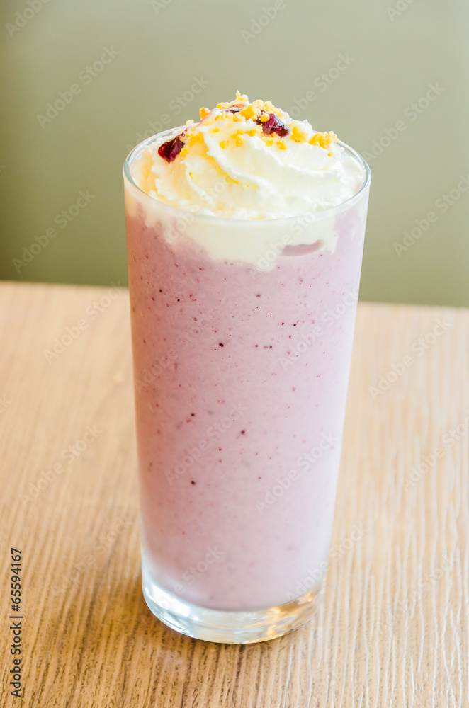 Blueberry smoothie Blueberry smoothie