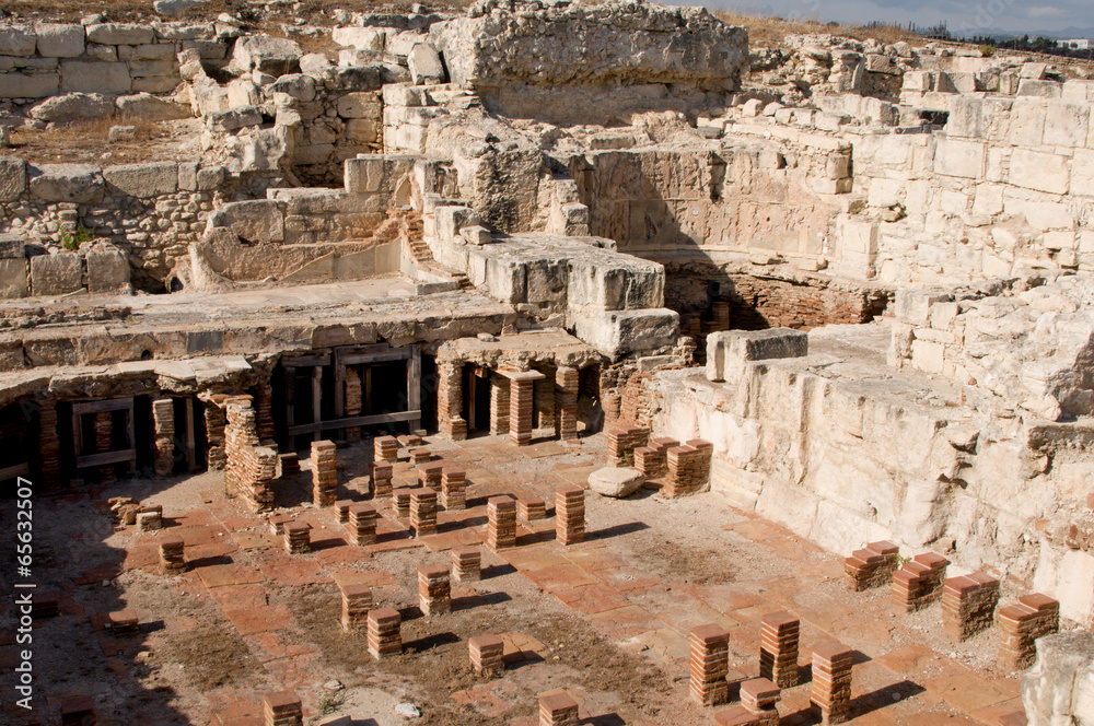 Zypern, Kourion - remains of Roman baths.