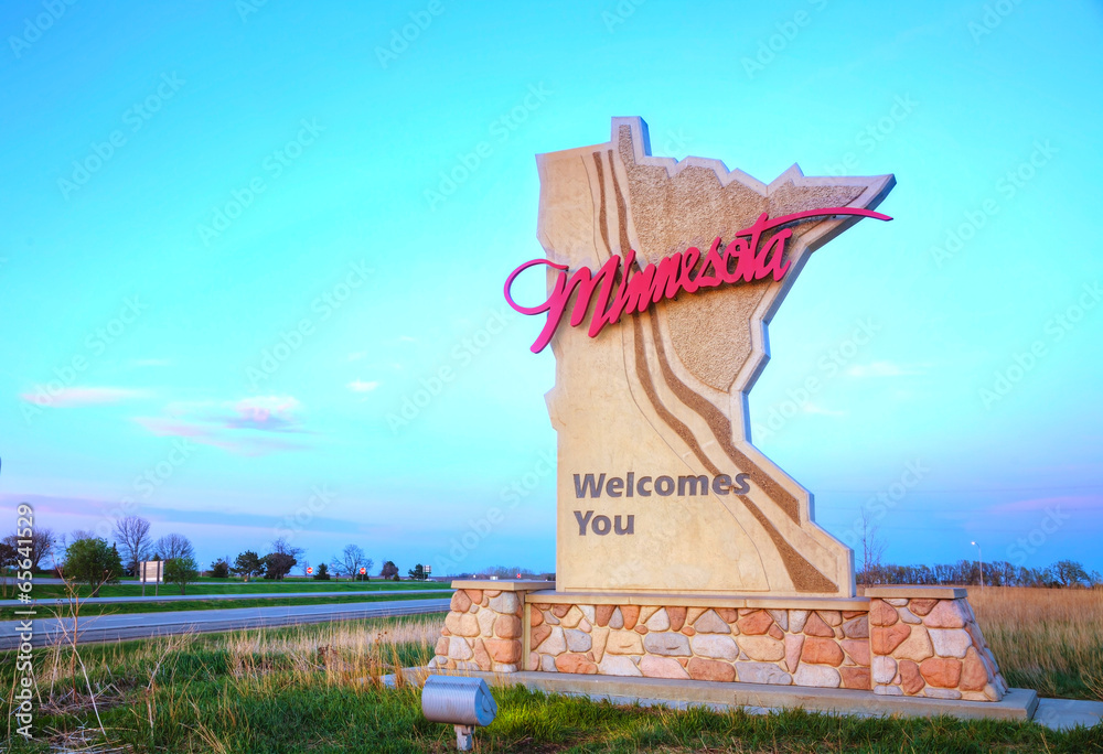 Naklejka premium Minnesota welcomes you sign