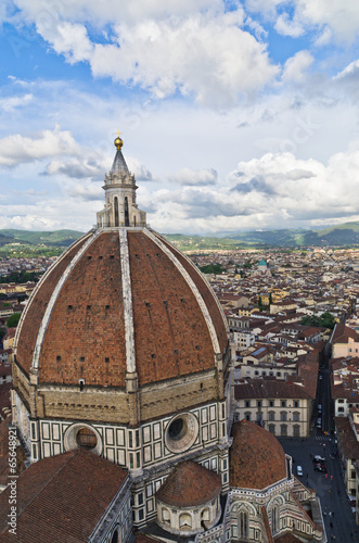 View of Florence with Santa Maria del Fiore cathedral in front © banepetkovic