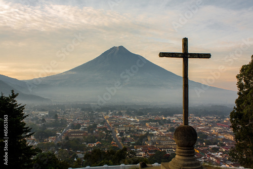 Cerro de la Cruz over Guatemala valley opposing volcano Agua