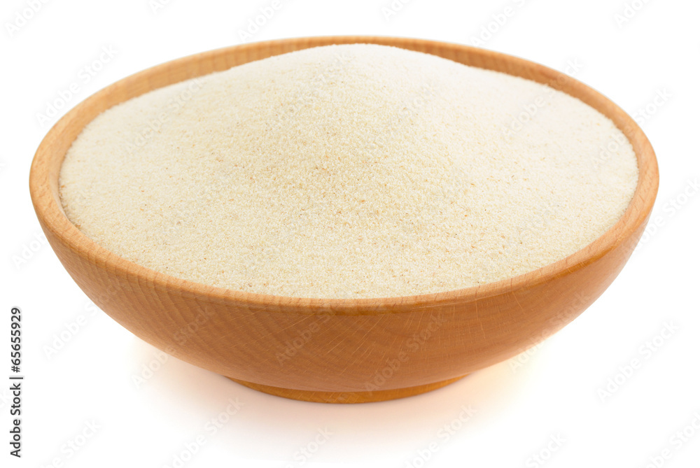 Εκτύπωση καμβά semolina in plate bowl on white