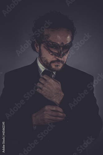 Boss, Portrait of elegant businessman, mysterious venetian mask