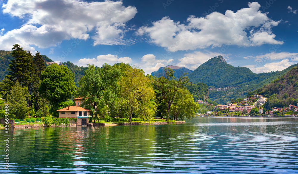 Fototapeta premium View of Lake Lugano