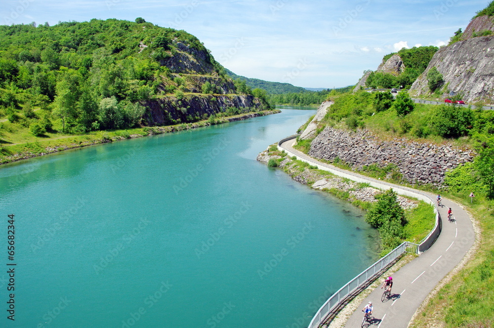 le fleuve du Rhône