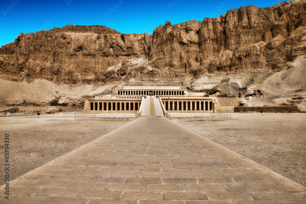 Naklejka premium The temple of Hatshepsut near Luxor in Egypt