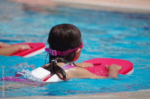 Wallpaper Mural cours de natation en piscine Torontodigital.ca
